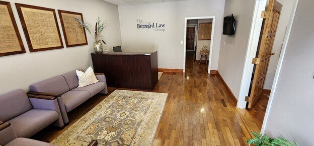 More Photos Of 984 Southford Rd, Middlebury Office For Lease