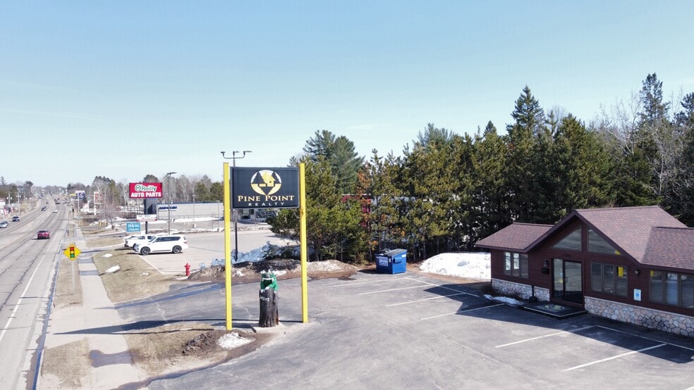 More Photos Of 1226 Lincoln St, Rhinelander Office For Sale
