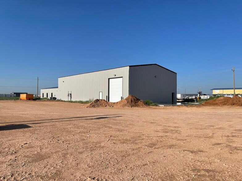 More Photos Of 5822 W County Rd 123, Midland Warehouse For Lease