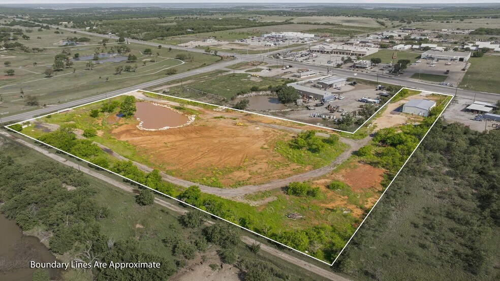 More Photos Of 3429 W Walker St, Breckenridge Warehouse For Sale