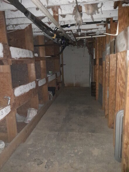 More Photos Of 9135 S Main St, Jonesboro Light Manufacturing For Sale