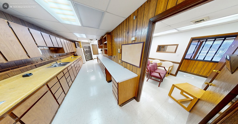 More Photos Of 7426 Maynardville Hwy, Knoxville Veterinarian Kennel For Sale