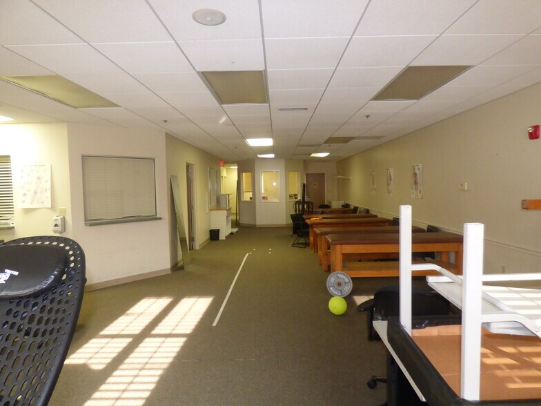 More Photos Of 4800 Mexico Rd, Saint Peters Medical For Lease