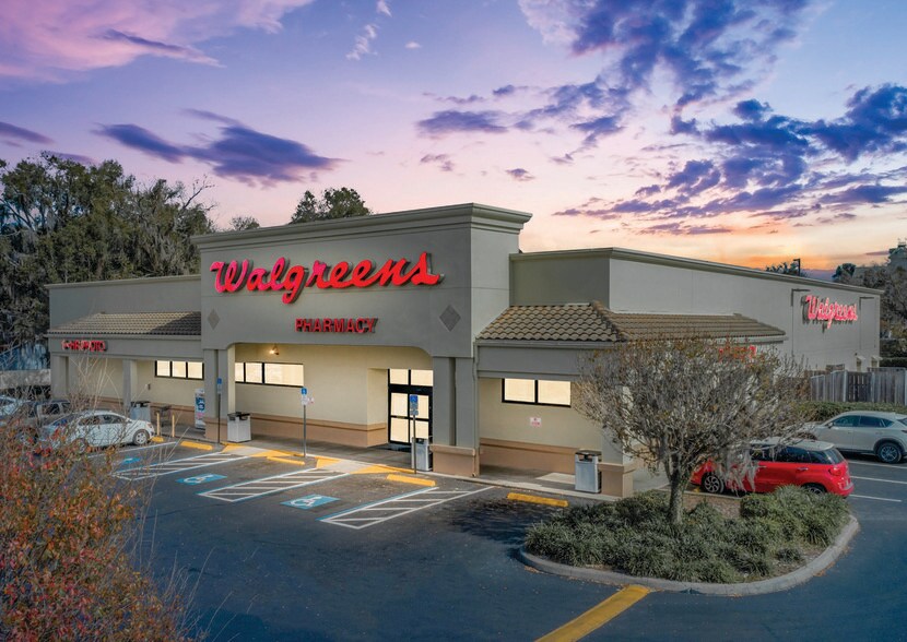 Primary Photo Of 807 E Silver Springs Blvd, Ocala Drugstore For Sale