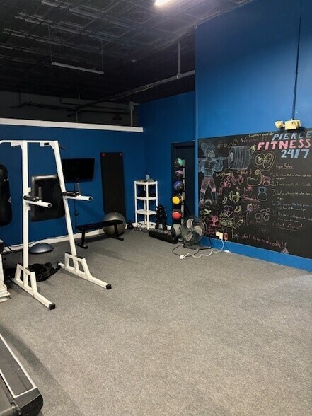 More Photos Of 103 E Main St, Pierce Office Residential For Sale