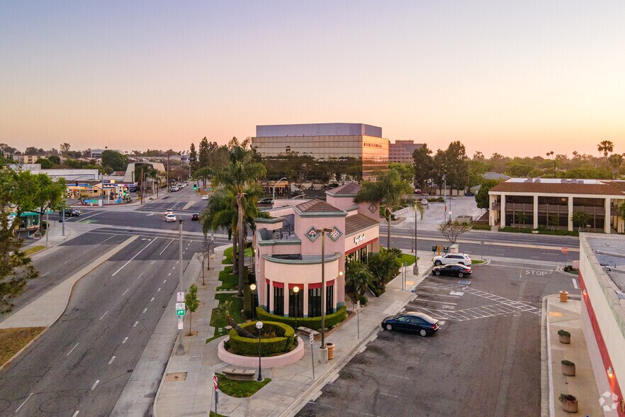 More Photos Of 4516-4550 Atlantic Ave, Long Beach Unknown For Lease