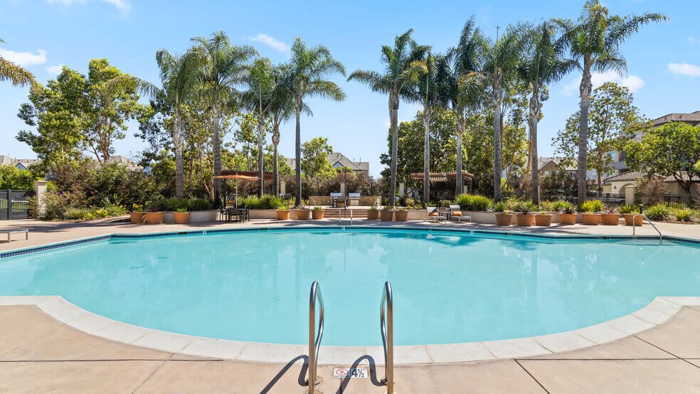 More Photos Of 1001-1101 Park Pl, San Mateo Apartments For Lease