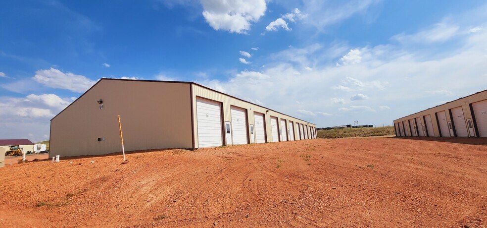 More Photos Of 2052 NW 125th Ave, Watford City Self Storage For Sale
