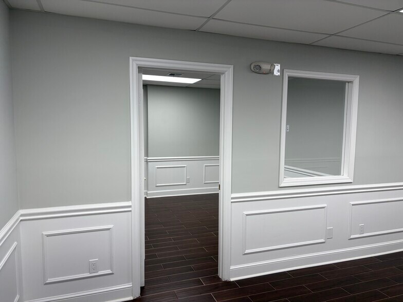 More Photos Of 3601 SE Ocean Blvd, Stuart Office For Lease