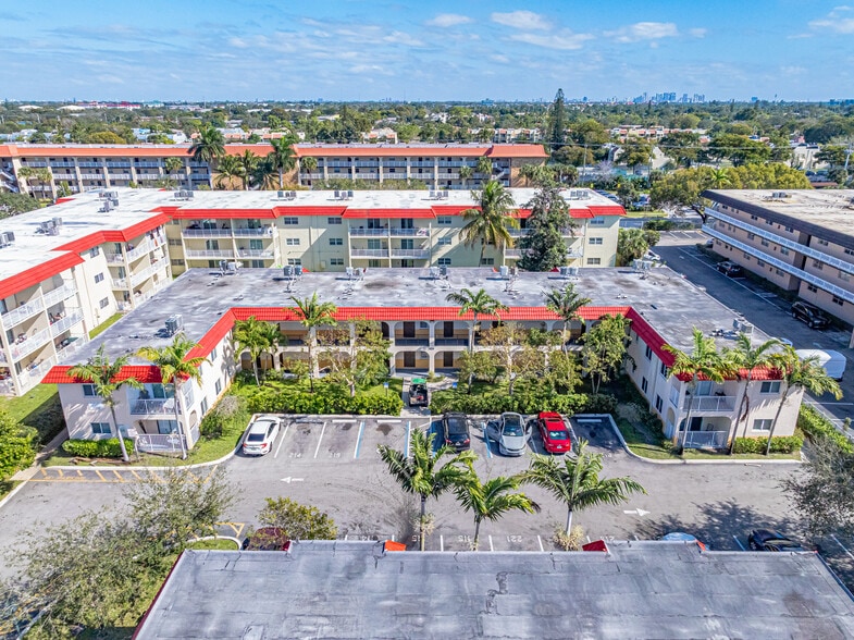 More Photos Of 5971 NW 17th Pl, Sunrise Apartments For Sale