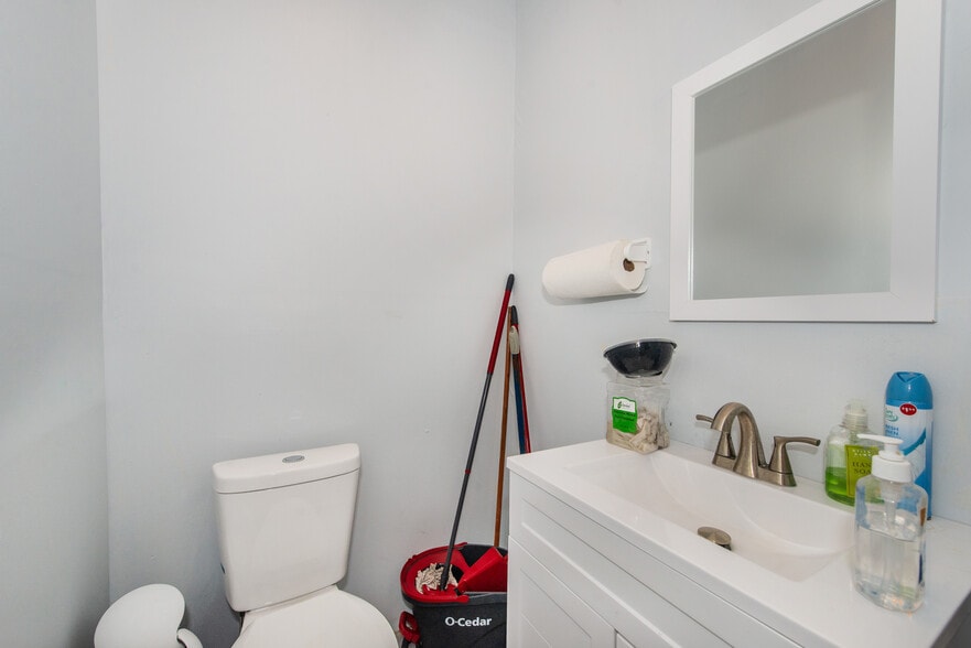 More Photos Of 499 Martin Luther King Jr Dr, Jersey City Apartments For Sale