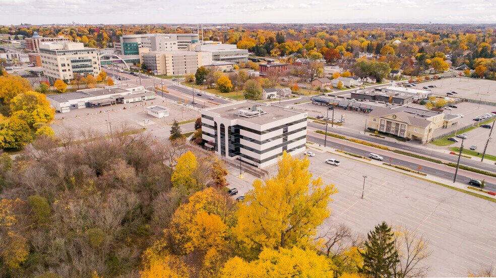 More Photos Of 531 Davis Dr, Newmarket Medical For Lease
