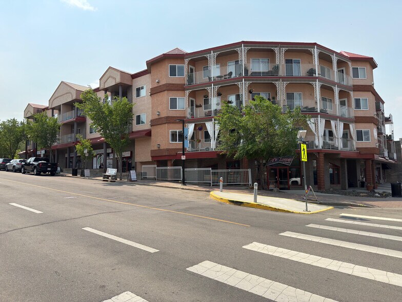 More Photos Of St Thomas St, St. Albert Apartments For Sale