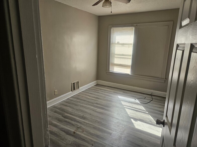 More Photos Of 1038 Lockbourne Rd, Columbus Apartments For Sale