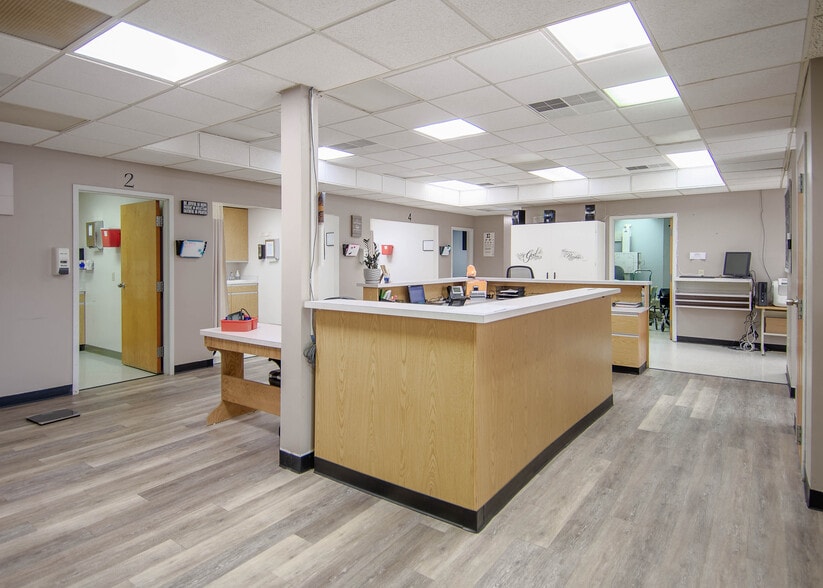 More Photos Of 750 Salem Dr, Owensboro Medical For Lease