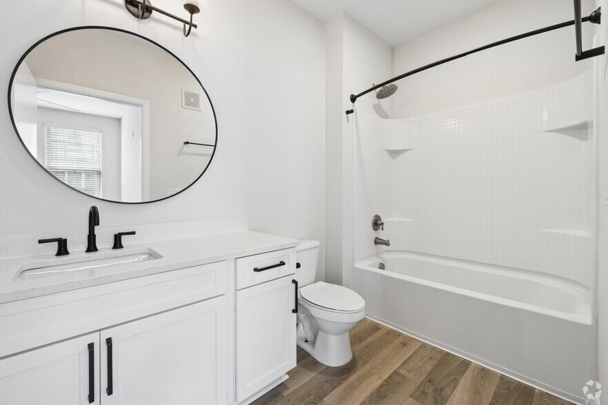 More Photos Of 725-735 Coleman Blvd, Mount Pleasant Apartments For Lease