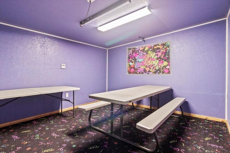 More Photos Of 1649 W US Highway 160, West Plains Skating Rink For Sale
