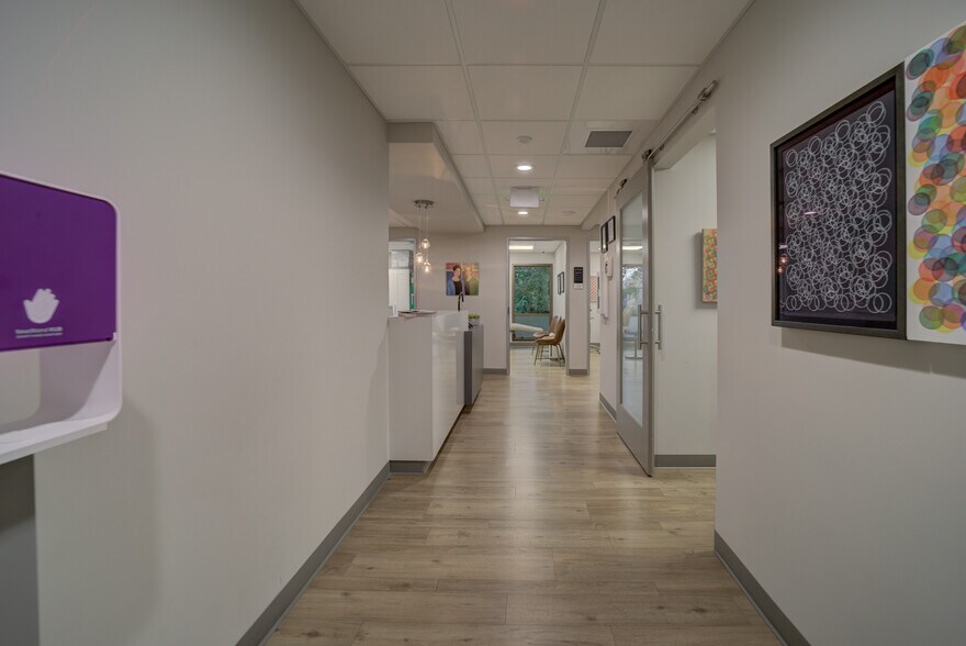 More Photos Of 2650 21st St, Sacramento Medical For Sale