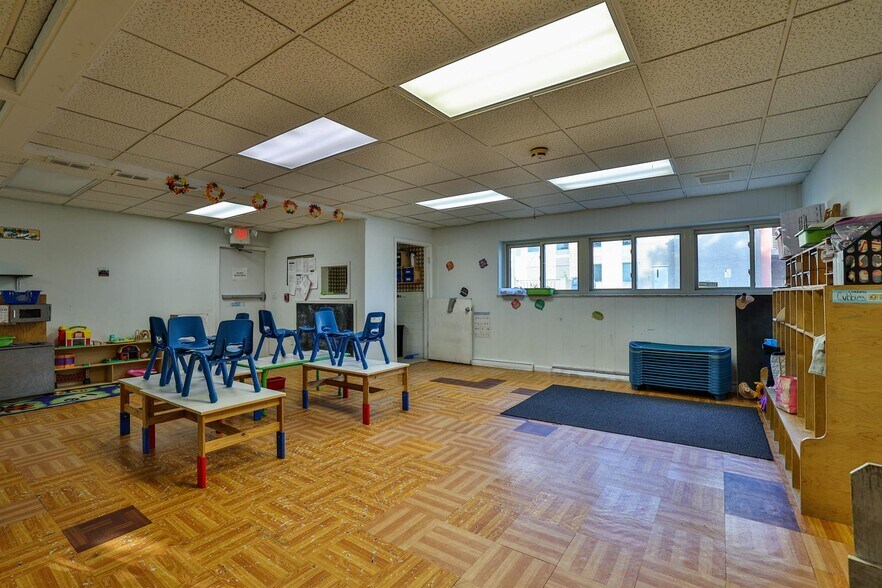 More Photos Of 2651 Highland Ave, Cincinnati Medical For Sale