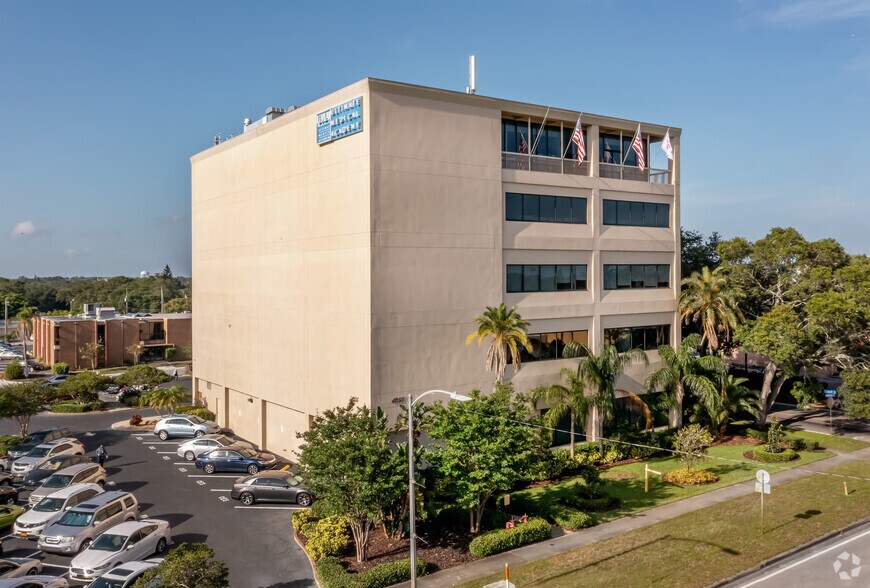 More Photos Of 1255 Cleveland St, Clearwater Office For Lease
