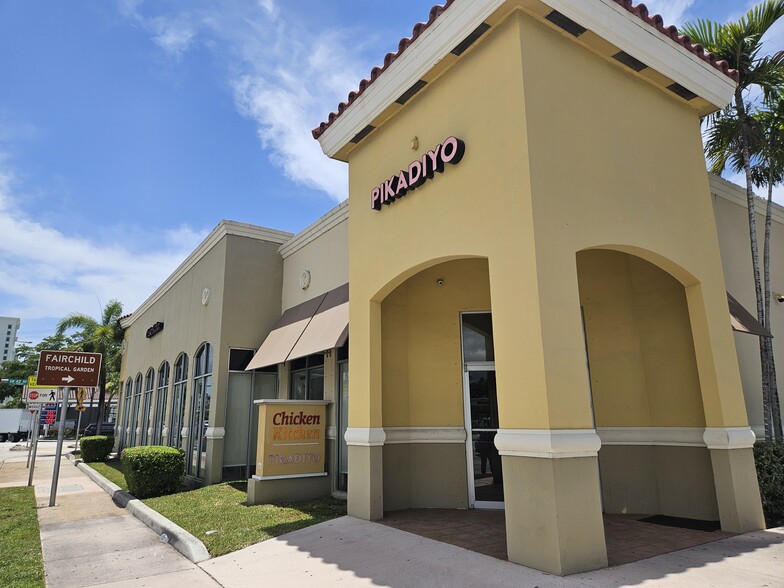 More Photos Of 420 S Dixie Hwy, Coral Gables Loft Creative Space For Sale
