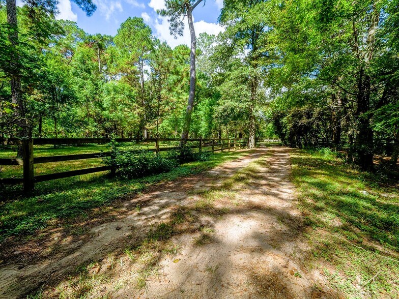 More Photos Of 39526 Cimarron Way, Magnolia Land For Sale