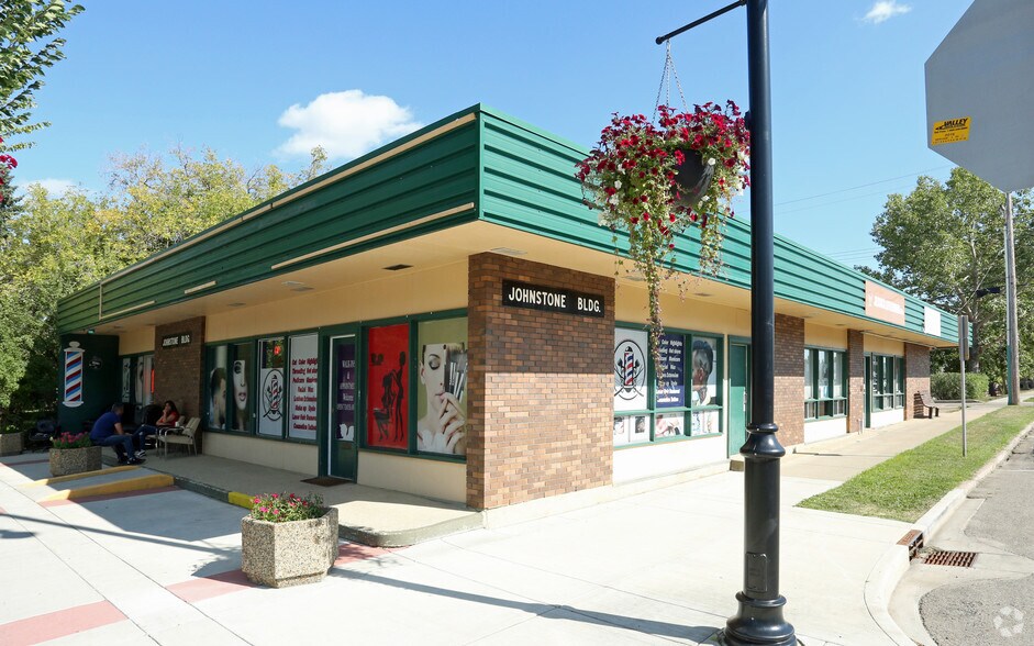 More Photos Of 9925 104th St, Fort Saskatchewan Storefront For Lease