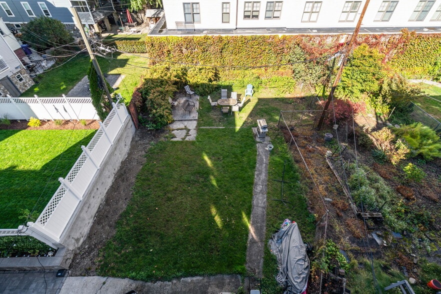 More Photos Of 574 E 3rd St, Boston Multifamily For Sale