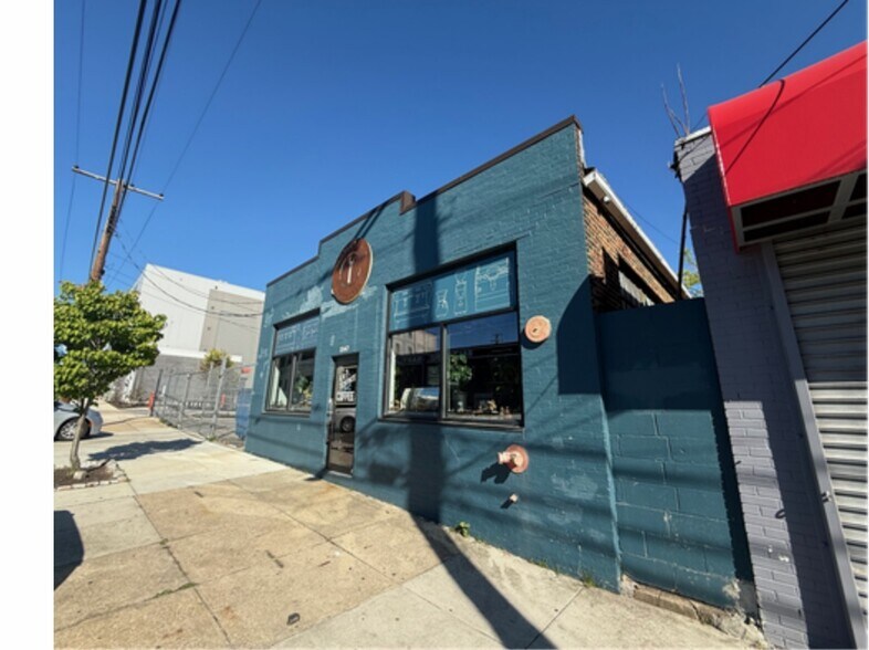 More Photos Of 1547 Ridgely St, Baltimore Flex For Sale