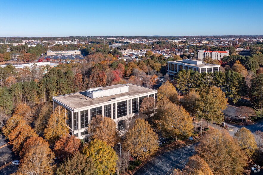 More Photos Of 3805 Crestwood Pky NW, Duluth Unknown For Lease