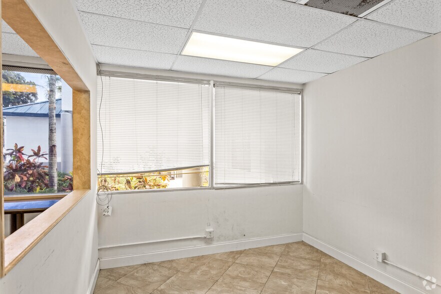 More Photos Of 3825 Investment Ln, West Palm Beach Unknown For Lease