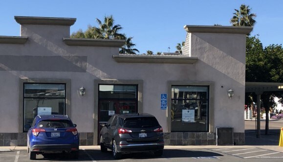 More Photos Of 502 E San Ysidro Blvd, San Ysidro Freestanding For Lease