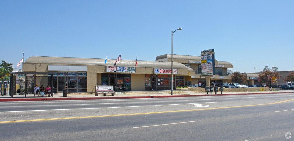 More Photos Of 7344 Van Nuys Blvd, Van Nuys Storefront Retail Office For Lease