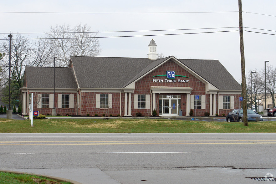 Primary Photo Of 5959 E 71st St, Indianapolis Bank For Sale