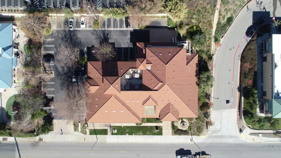 More Photos Of 28811 Canwood St, Agoura Hills Storefront Retail Office For Sale