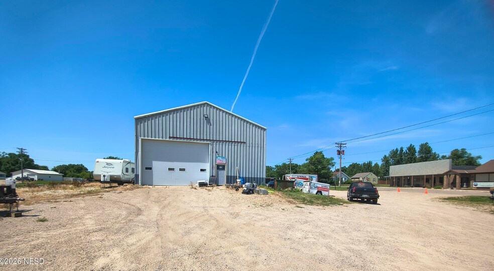 More Photos Of 123 W 5th Ave, Webster Warehouse For Sale