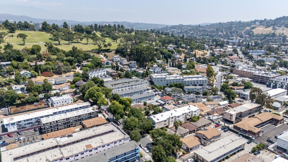 More Photos Of 3350 Drew St, Los Angeles Apartments For Sale