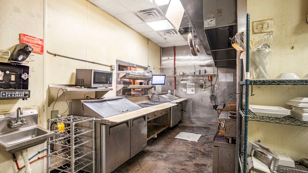 More Photos Of 3840 Highway 42, Locust Grove Restaurant For Sale