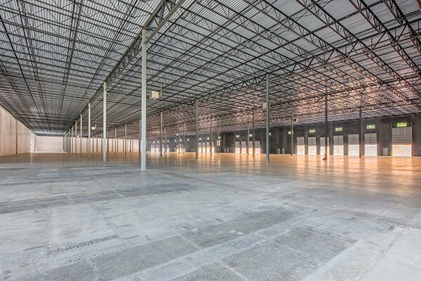 More Photos Of 2205 Beltway Blvd, Charlotte Warehouse For Lease