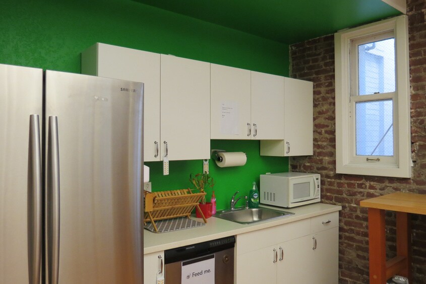 More Photos Of 45-49 Powell St, San Francisco Loft Creative Space For Lease