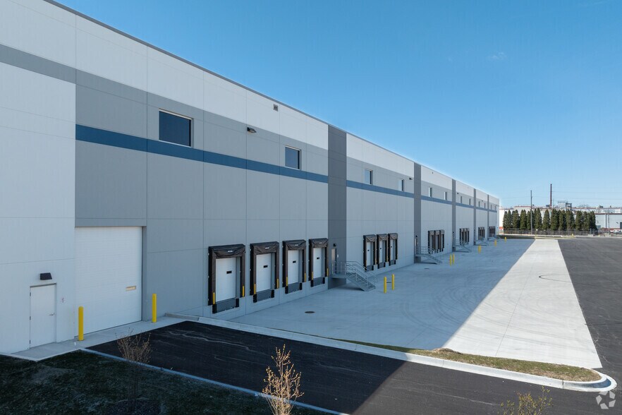 More Photos Of 2100 N 15th Ave, Melrose Park Warehouse For Lease