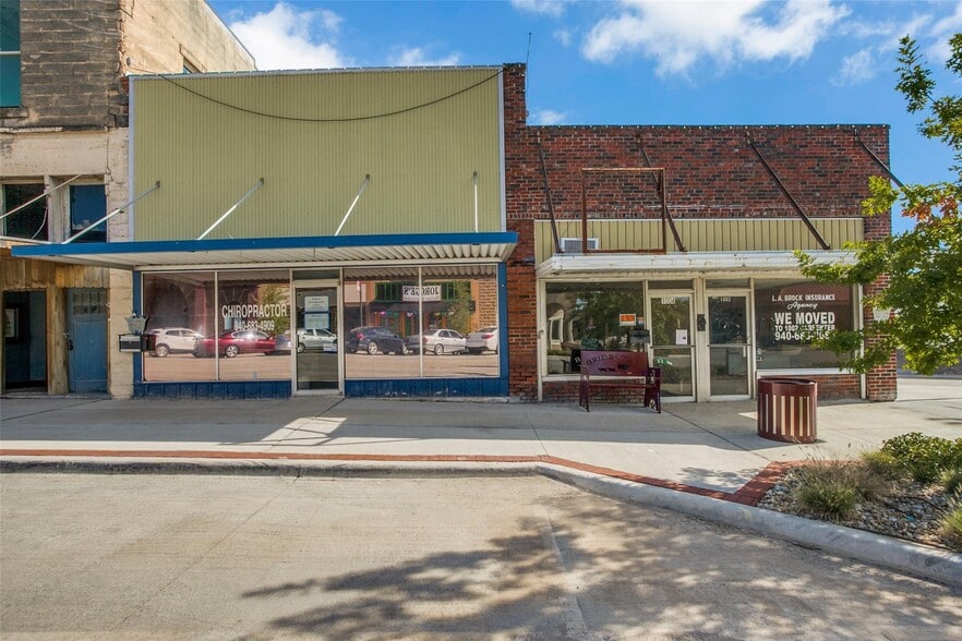 Primary Photo Of 1006 Halsell St, Bridgeport Flex For Sale