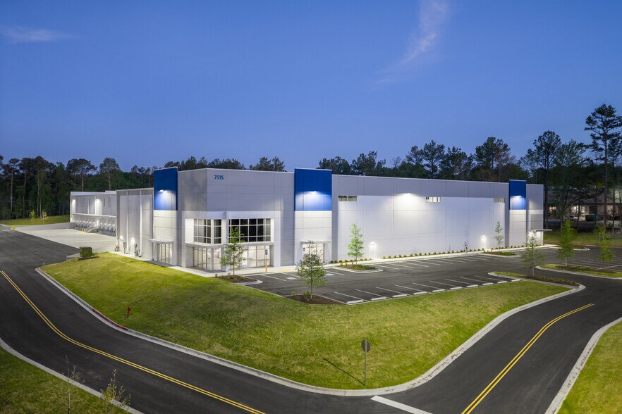Primary Photo Of 7515 New Boyd Rd, Suwanee Distribution For Lease