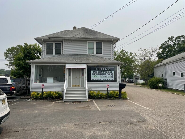 Primary Photo Of 744-748 Montauk Hwy, Bayport Storefront Retail Residential For Lease