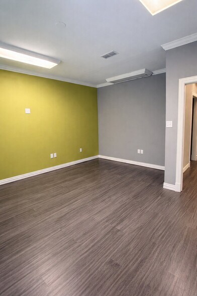 More Photos Of 8951 Collin McKinney Pky, McKinney Medical For Sale