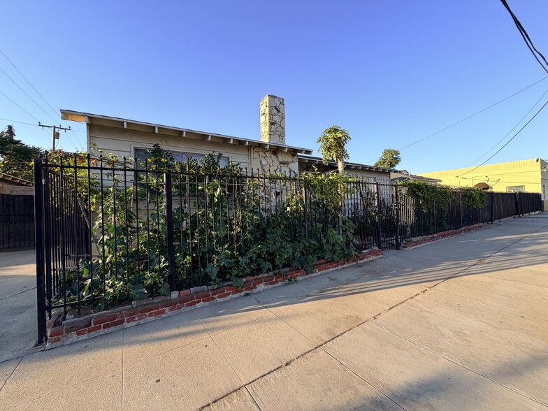 More Photos Of 737 E Central Ave, San Gabriel Storefront Retail Residential For Sale