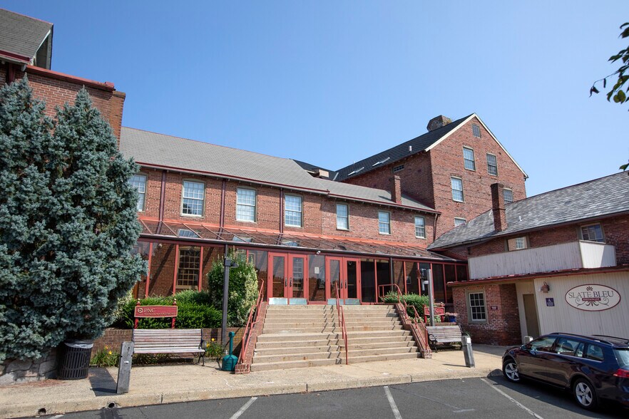 More Photos Of 100 S Main St, Doylestown Office For Lease