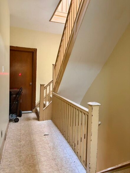 More Photos Of 7113 18th Ave, Brooklyn Flex For Sale