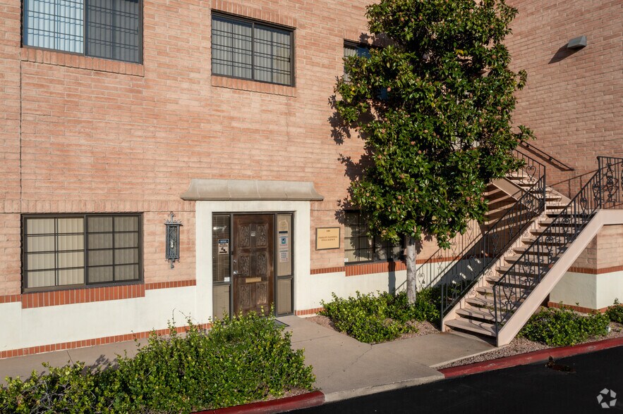 More Photos Of 1580 N Kolb Rd, Tucson Unknown For Lease