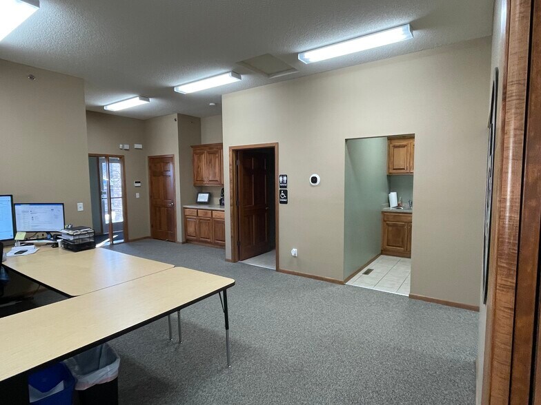 More Photos Of 2167 Northdale Blvd NW, Coon Rapids Office For Sale